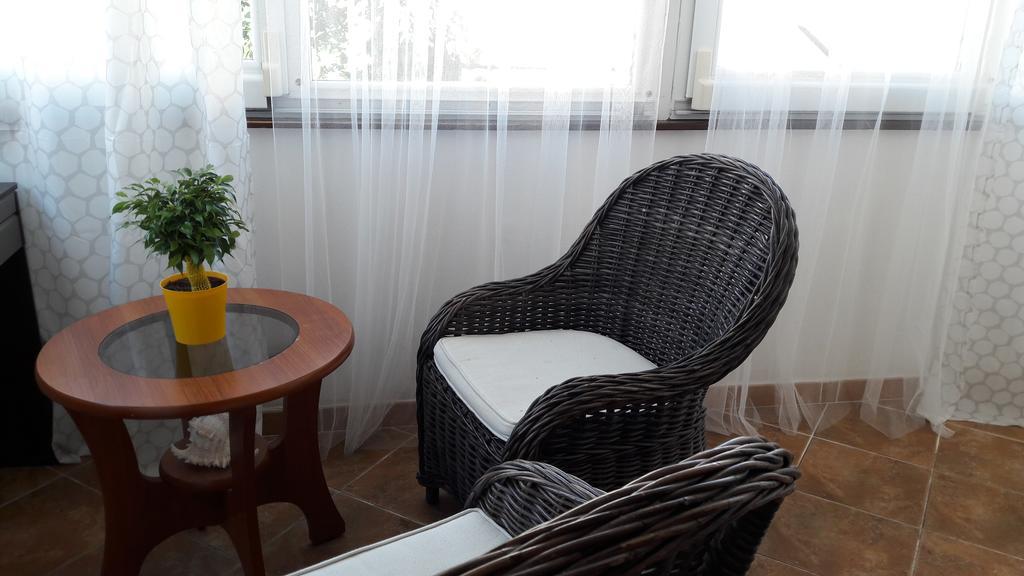 Apartment Amalija Примоштен Екстер'єр фото