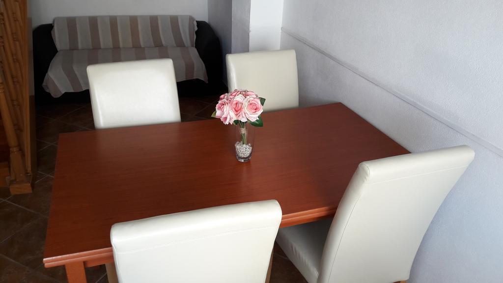 Apartment Amalija Примоштен Екстер'єр фото