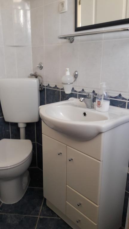 Apartment Amalija Примоштен Екстер'єр фото